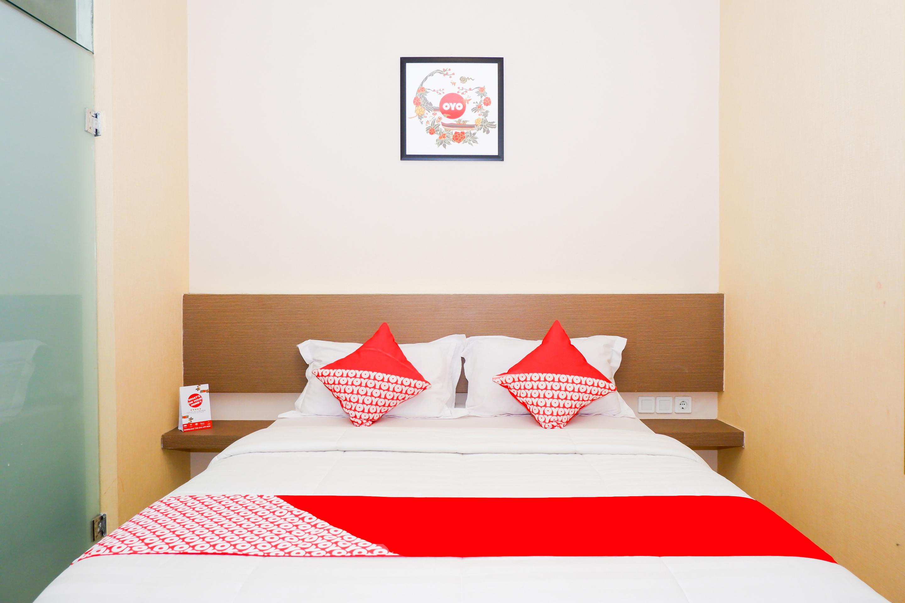 Hotel Oyo 379 Grand Mundu Semarang Zewnętrze zdjęcie