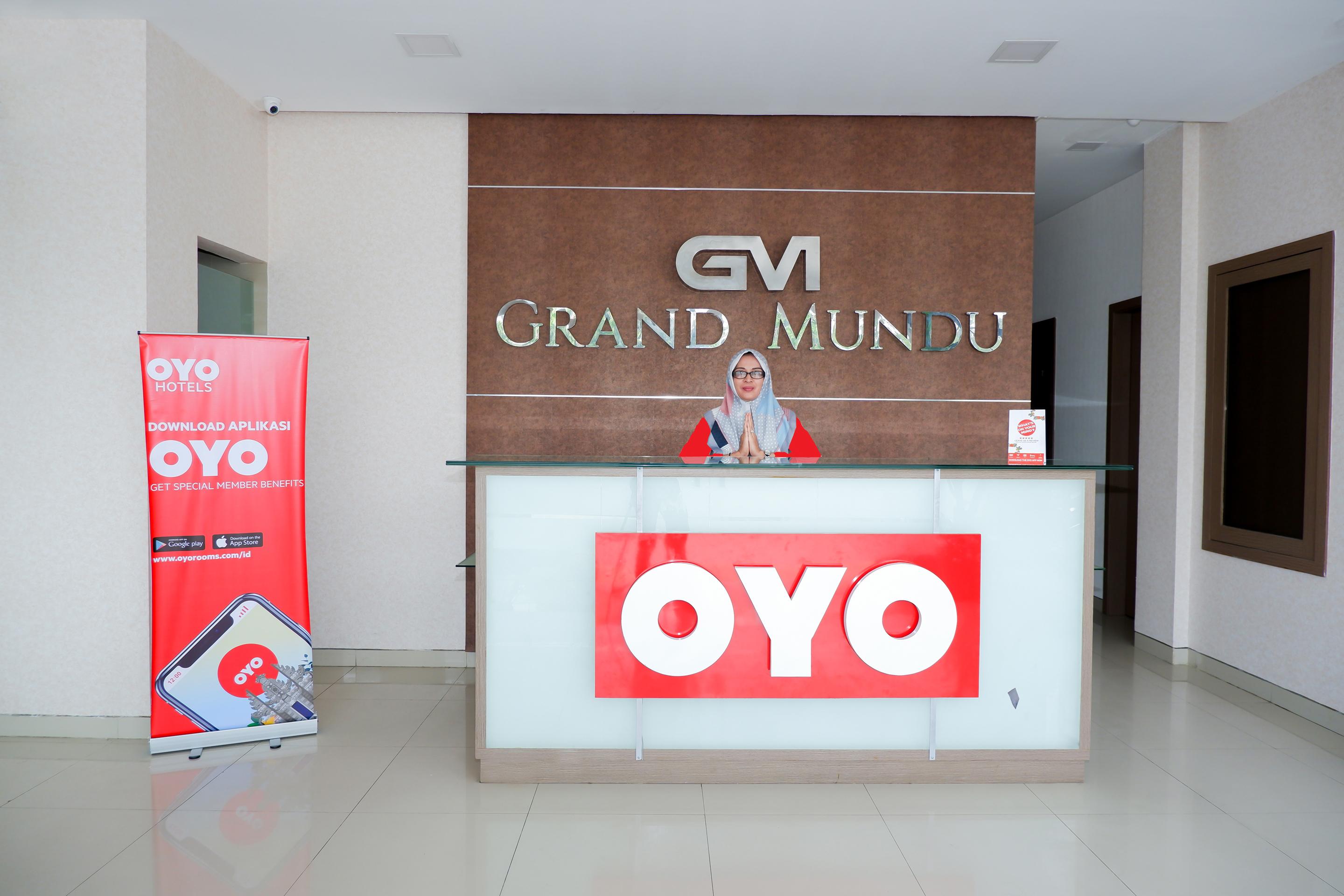 Hotel Oyo 379 Grand Mundu Semarang Zewnętrze zdjęcie