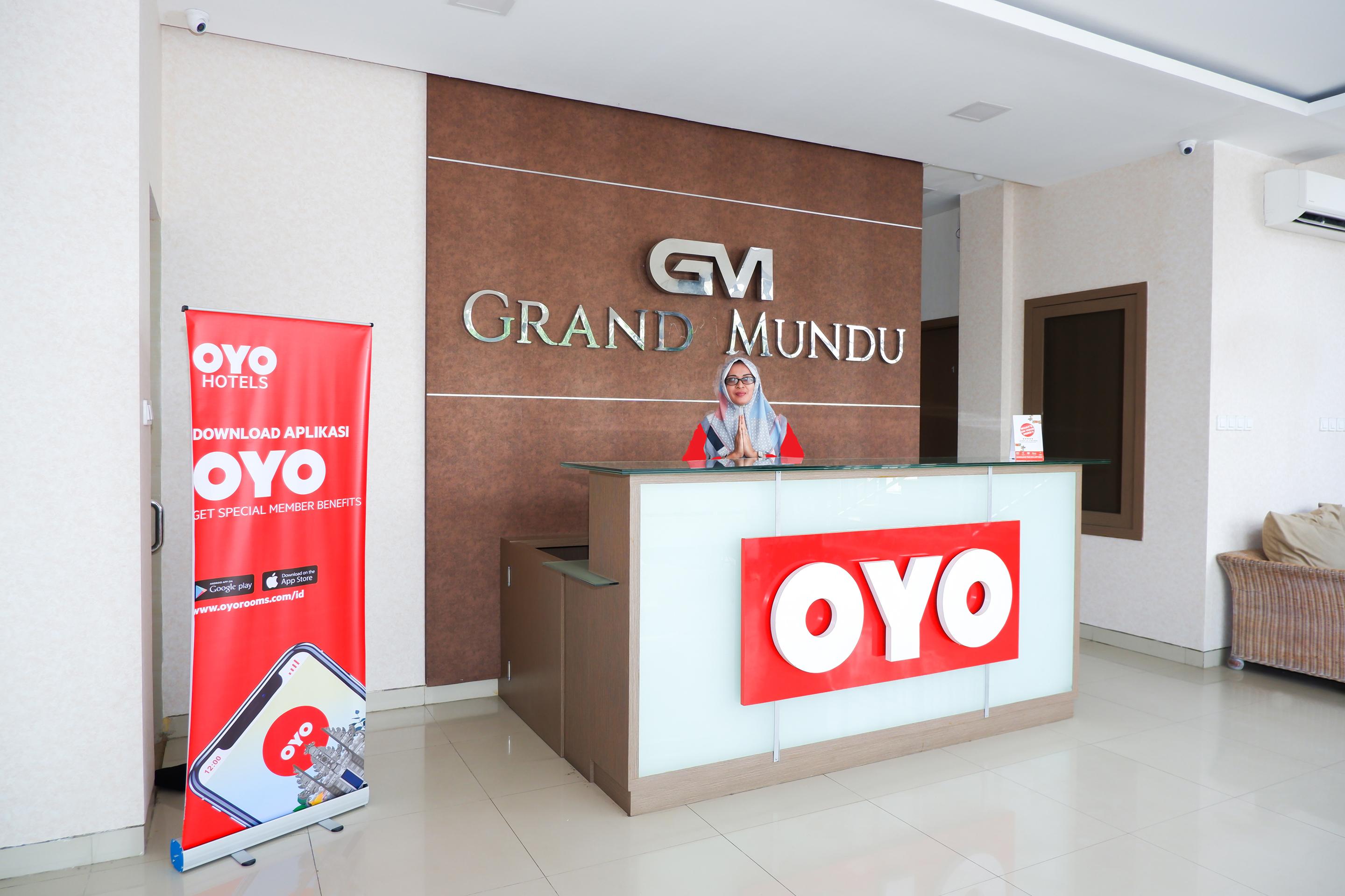 Hotel Oyo 379 Grand Mundu Semarang Zewnętrze zdjęcie